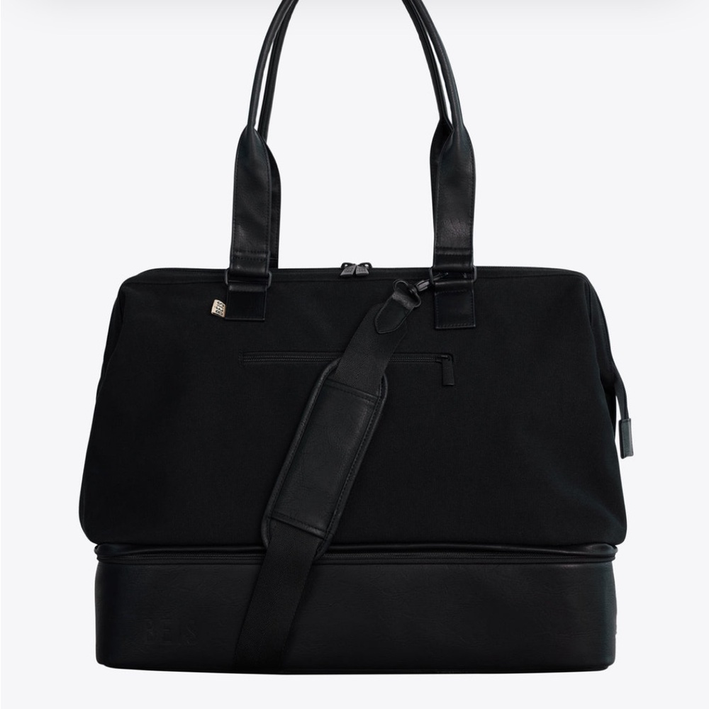 Beis weekender bag black
